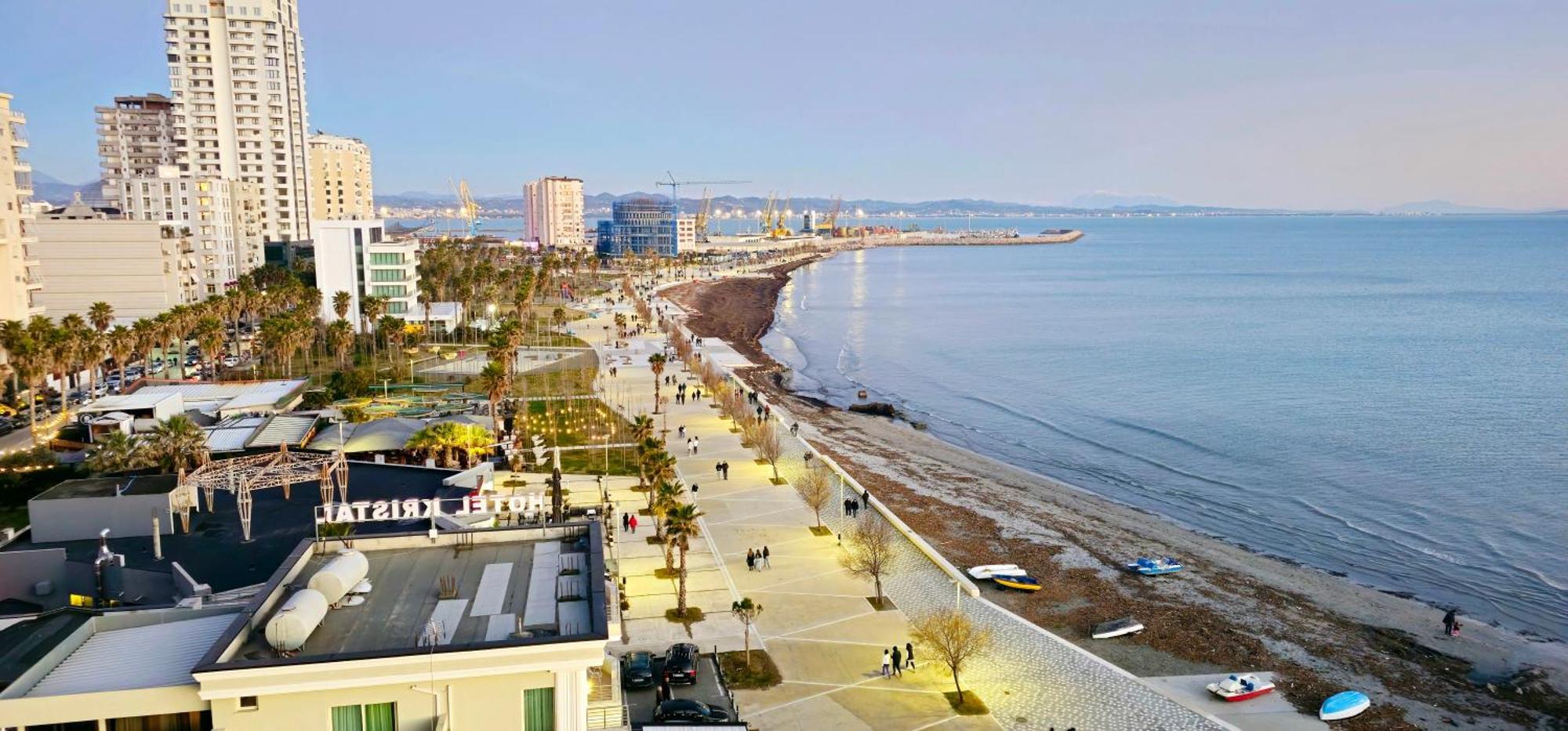 Premium , Marina , Center , Beachfront Durres Exterior photo